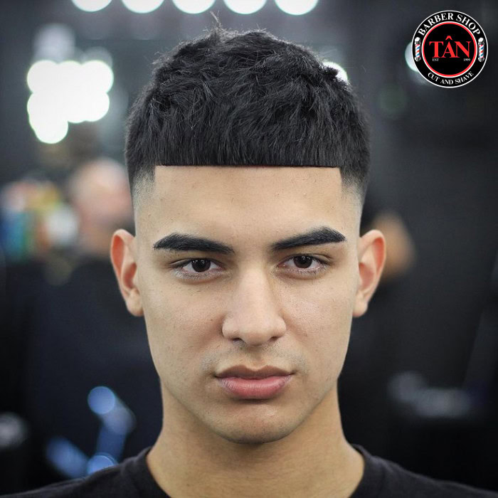 Cập nhật xu hướng mới nhất tại các chỗ cắt tóc nam đẹp ở TP.HCM 5 Tân Barber Shop Chỗ Cắt Tóc Nam đẹp ở Tp Hcm