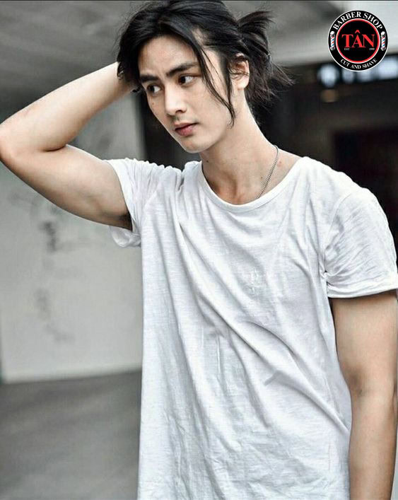 Khám Phá Những Xu Hướng Các Kiểu Tóc Nam Dài Đẹp Việt Nam 27 cac kieu toc nam dai dep viet nam 19